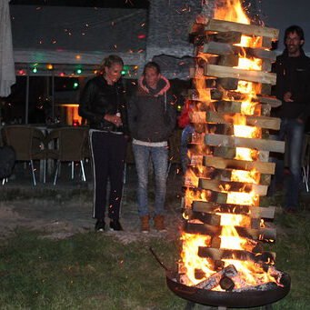 74349da20592c9211dd14fabb6da321d5cf5419a7f24bb16a1dfcf9f395fe6fb